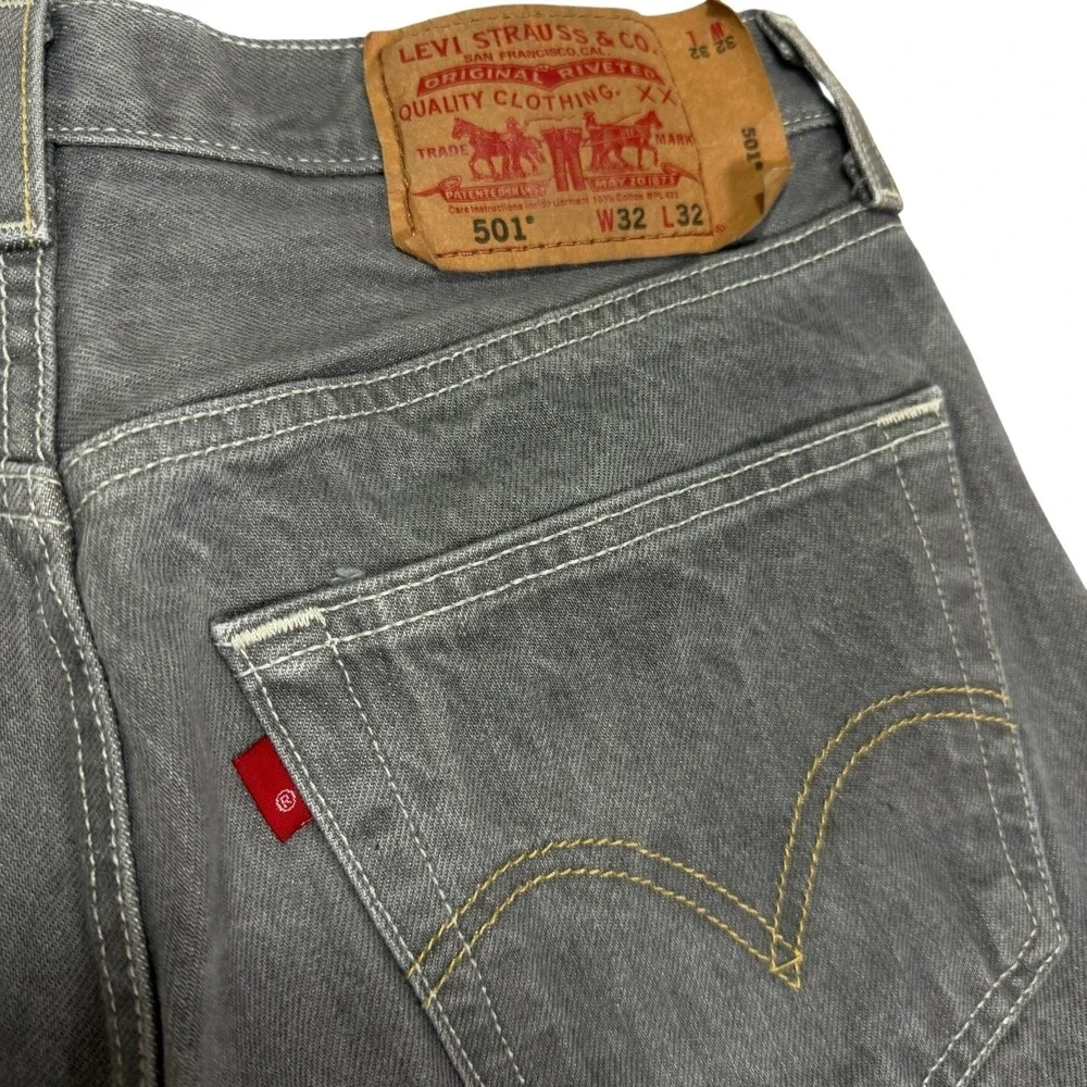 Levi's Men's 501 Straight Leg Button Fly 100% Cotton‎ Gray Jeans 32x32 Act 30x29